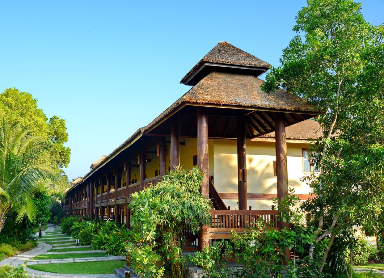 Aureum Palace Hotel & Resort Ngwe Saung Ngwesaung Exterior photo