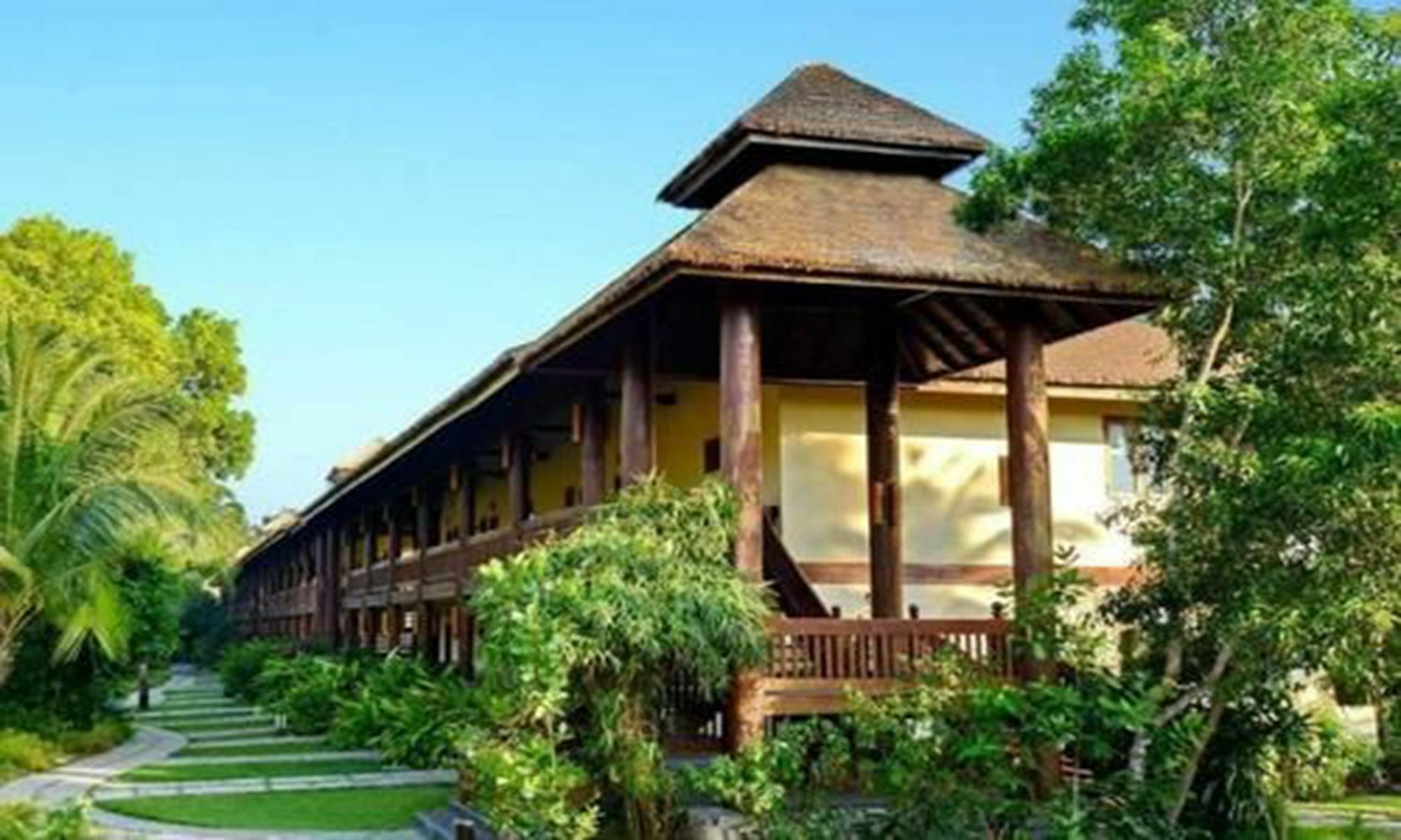 Aureum Palace Hotel & Resort Ngwe Saung Ngwesaung Exterior photo